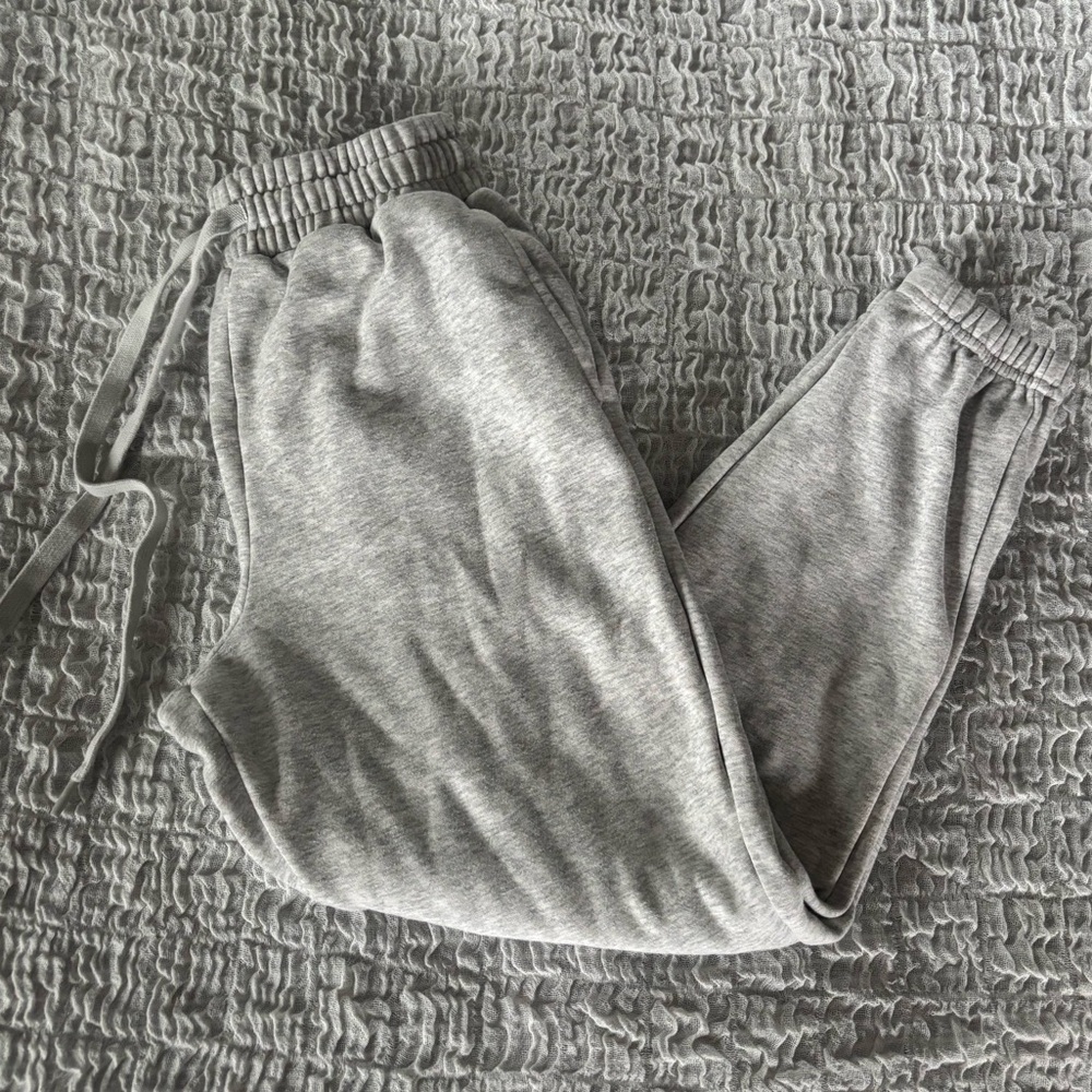 Fabletics size small gray jogger sweats